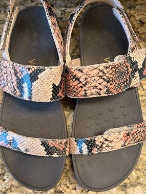 Vionic sandals